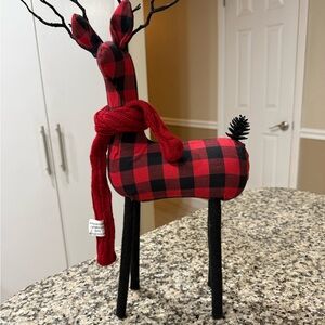 Plaid Reindeer Christmas Decor